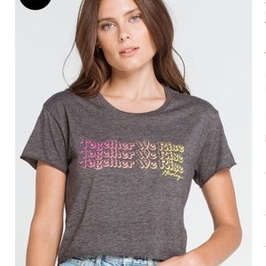 🌴HP! NWT Hurley Together We Rise Crop Tee